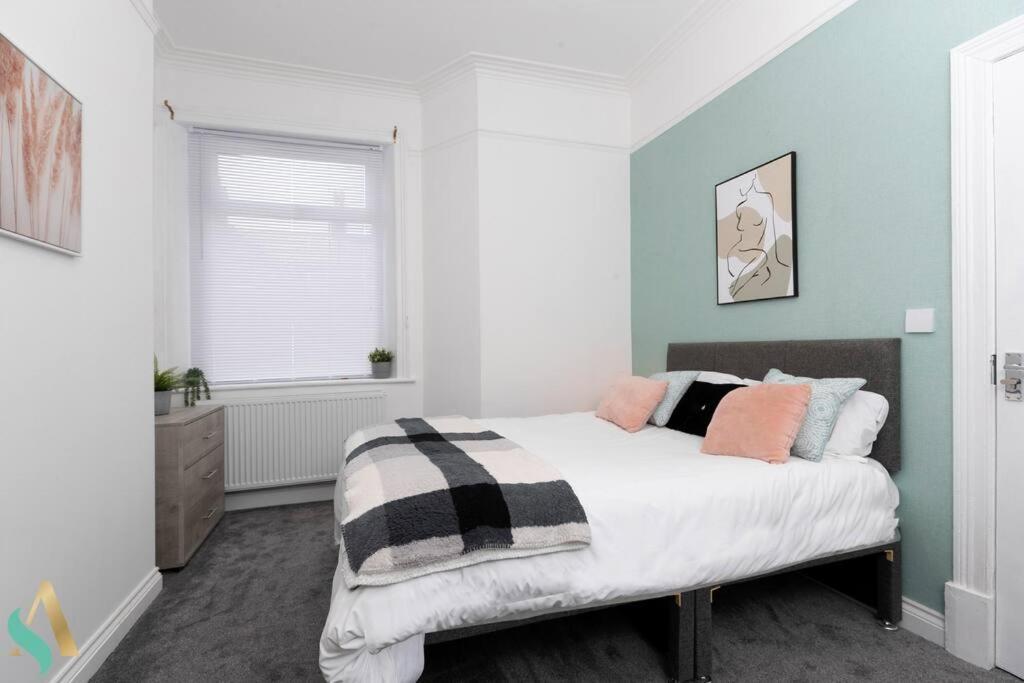 5 Double Bedrooms With Ensuites - Teesside House Tsac Redcar Zewnętrze zdjęcie
