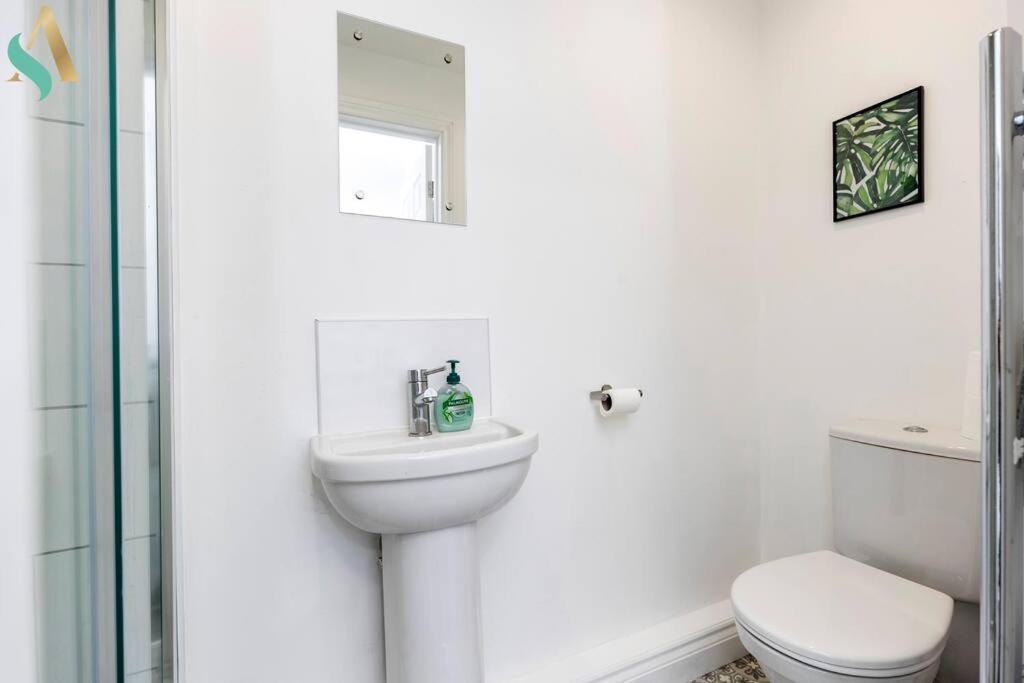 5 Double Bedrooms With Ensuites - Teesside House Tsac Redcar Zewnętrze zdjęcie